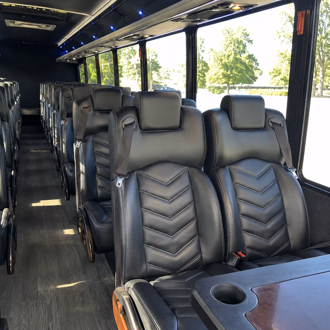 reserve transportation for your next airport transfer 4
