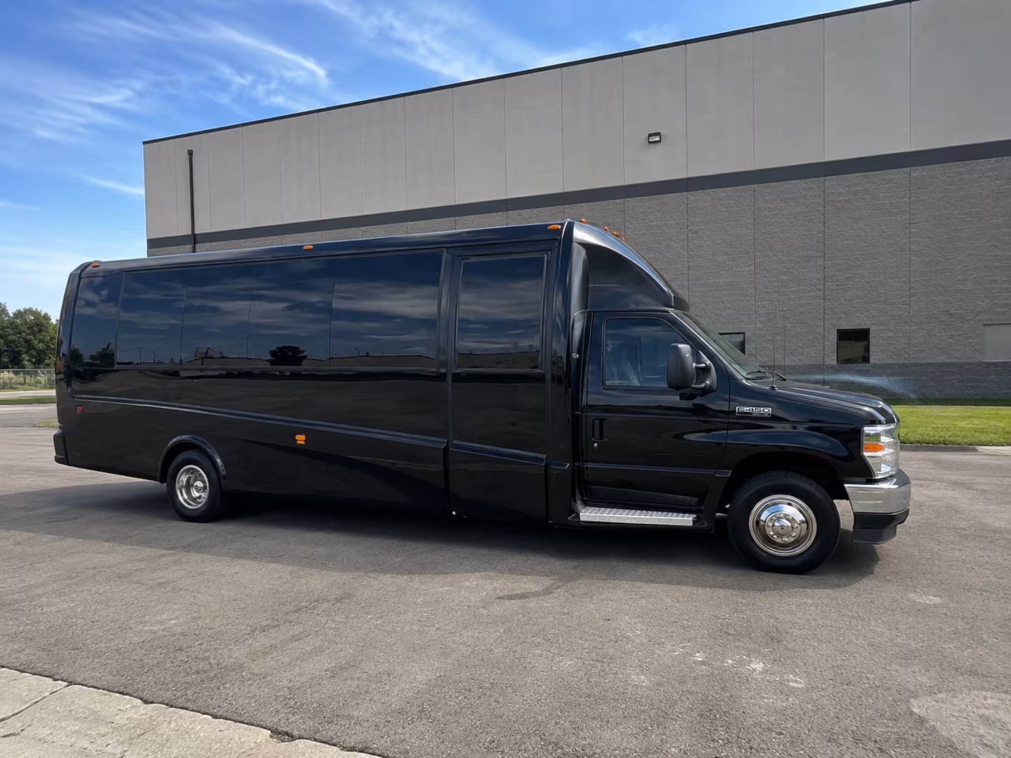 reserve transportation for your next convention or trade show 4
