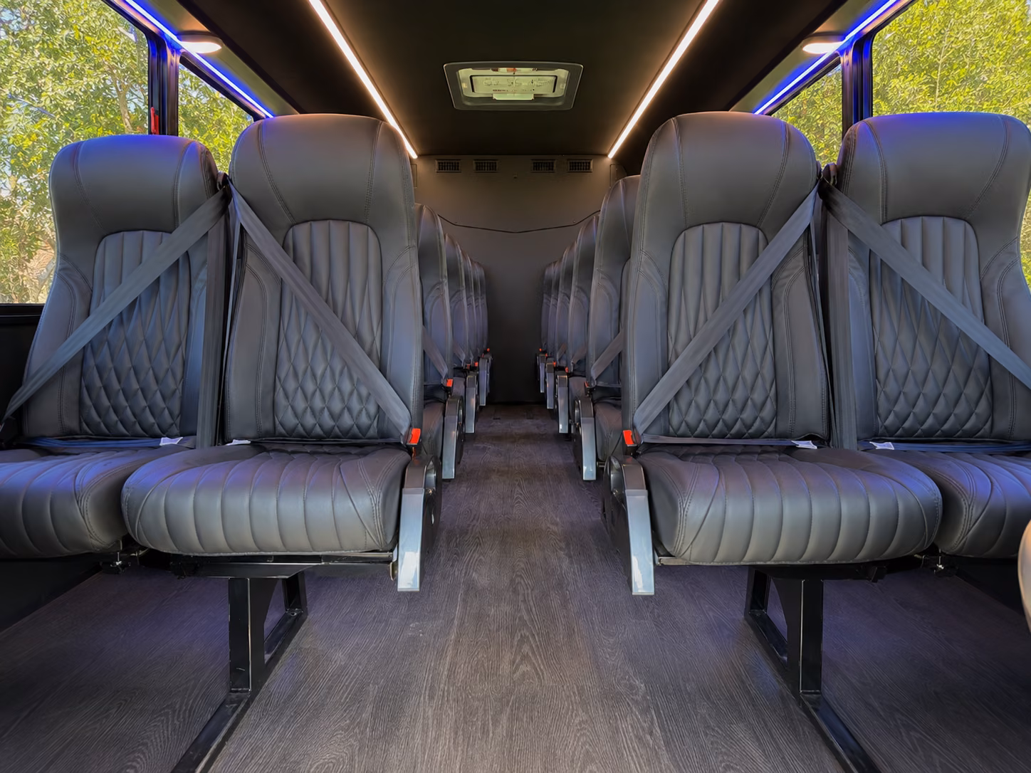 tacoma 20 passenger minibus interior