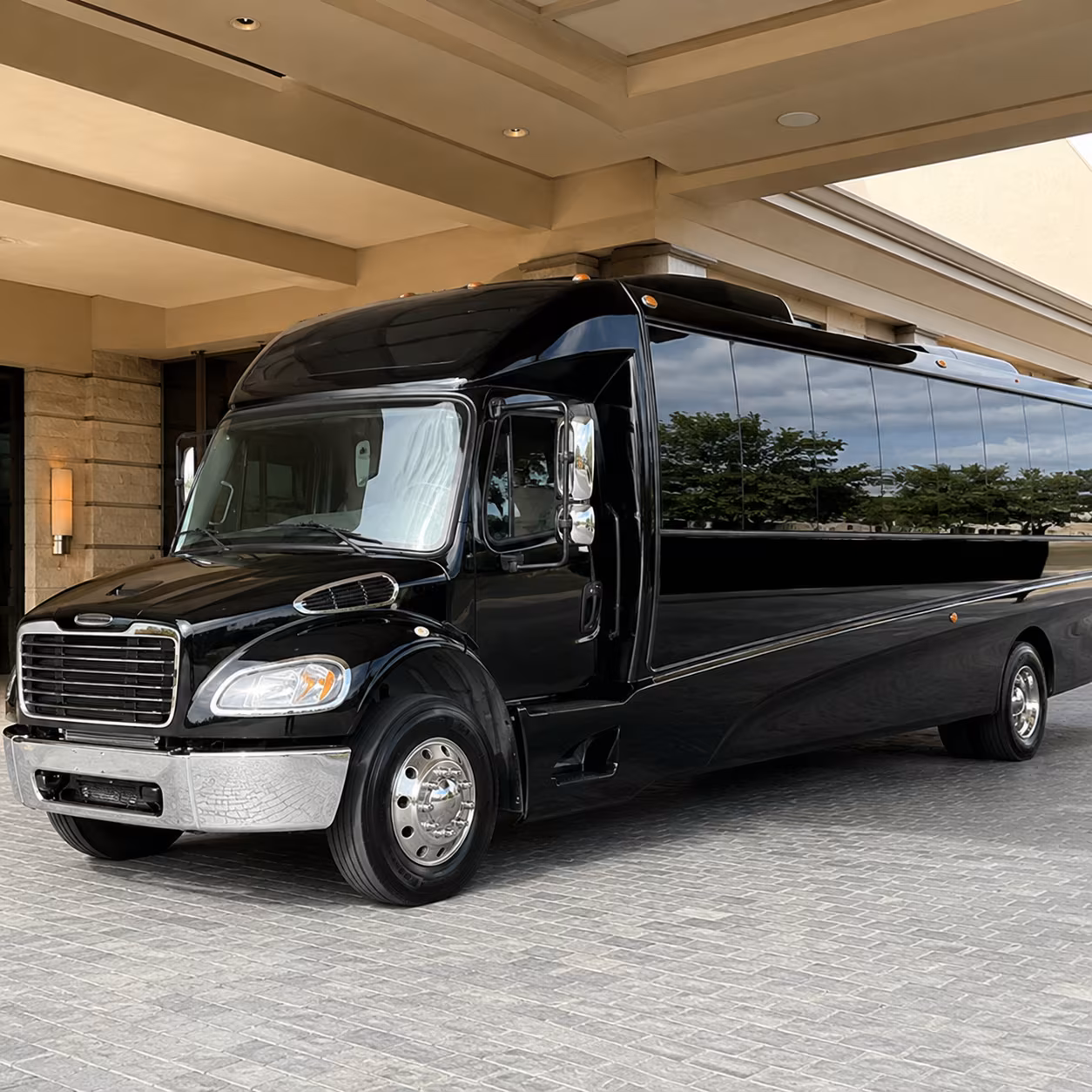 tacoma 35 passenger minibus